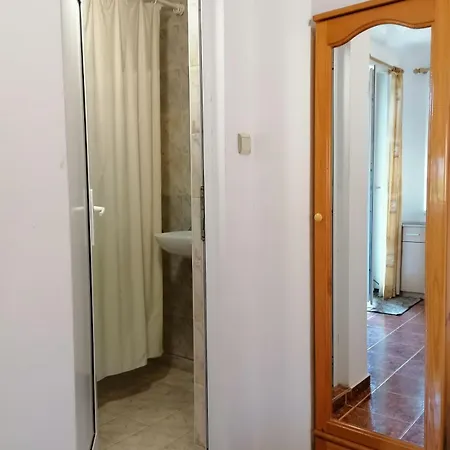 Πανσιόν Sokratovi Obzor