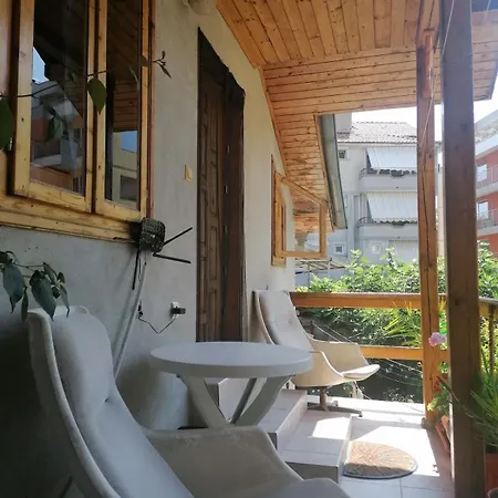 Πανσιόν Sokratovi 3*