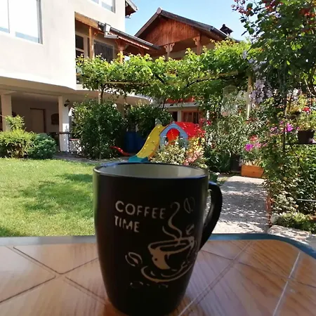 Sokratovi Πανσιόν Obzor